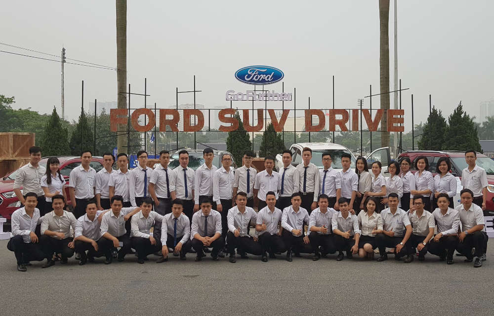 Ford SUV Drive cung An Do Ford tai SVD My Dinh